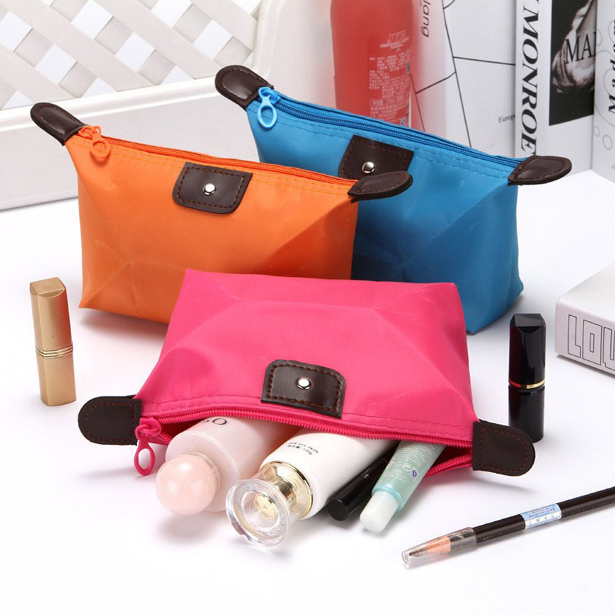 女性用折りたたみ式キャンディーカラー餃子型トラベルコスメティ - Cosmetic Bags のレビューと価格